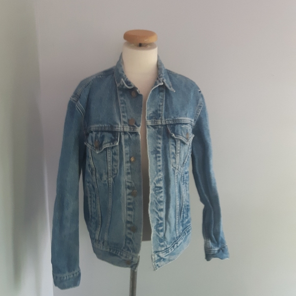 Levi Strauss & CO men's Vintage denim jacket Size 40 - Picture 8 of 8